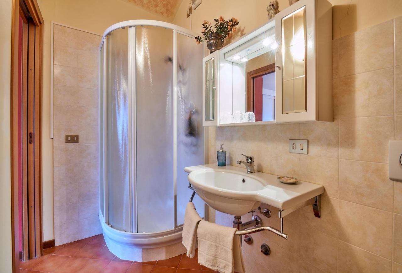 B&B - Foresteria - Frontelago Lake Como Mandello del Lario Kültér fotó